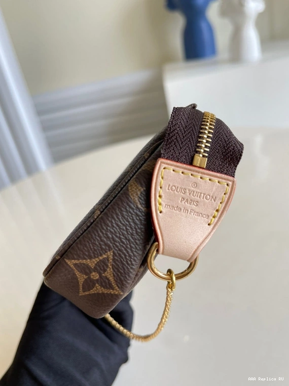 Aaa replica ru MINI VUITTON POCHETTE LOUIS ACCESSOIRES 0815
